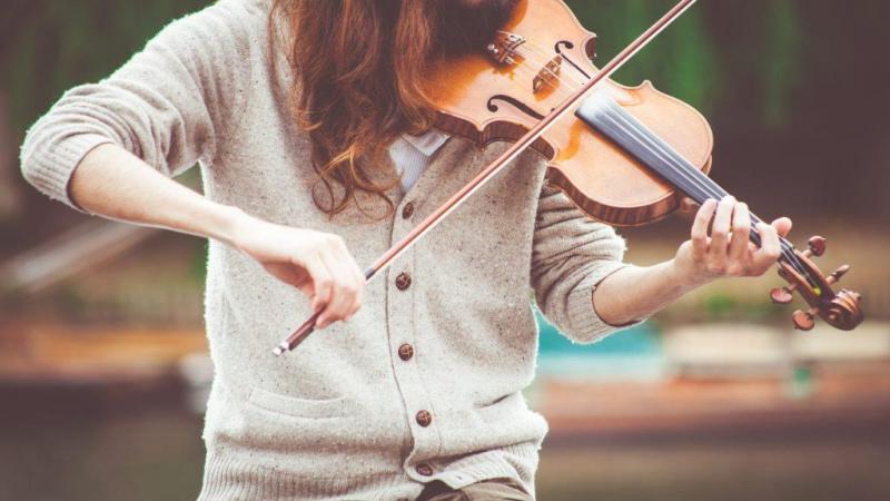ما تأثير تعلم الموسيقى في الدماغ