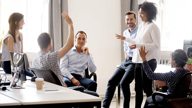 How Does Emotional Intelligence Help You Work with People You Don’t Like?