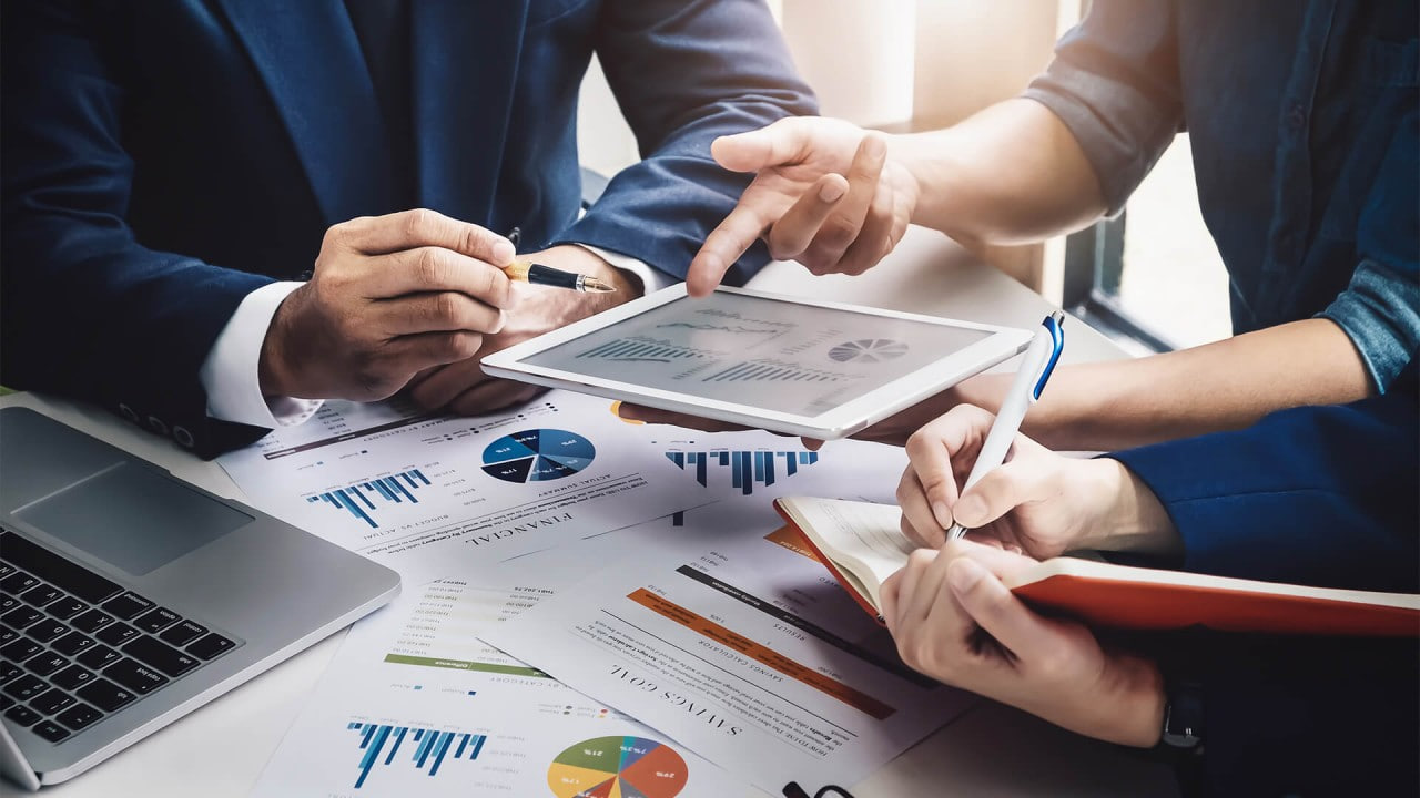 Financial Strategy Consulting