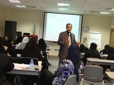 قطر - الدوحة 2011: دورة إدارة العمر لبرنامج استقطاب المهن الطبية لأول مرة في مؤسسة حمد الطبية 