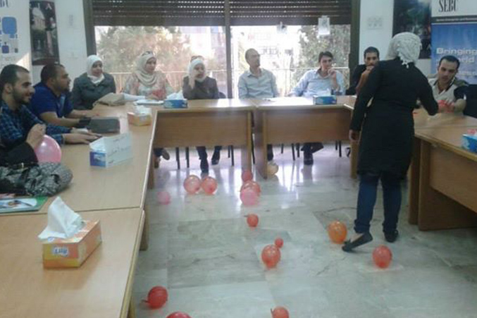 سوريا - دمشق: دورة لغة الجسد للمدربتين بروج عمر وهدى زكريا 
