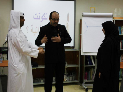 قطر - الدوحة: محاضرة تدريبية بمركز الاستشارات العائلية للمدرب عادل عبادي