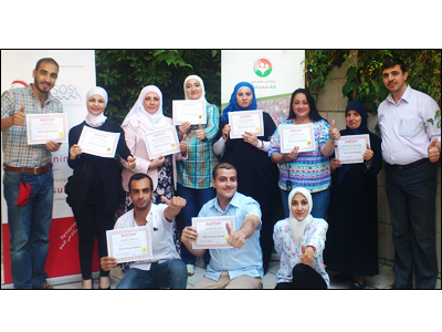 سوريا - دمشق: اختتام فعاليات دورة "دبلوم التنويم الإيحائي" للمدرب أحمد خير السعدي 