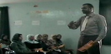 المغرب – الجديدة: المدرب إدريس أوهلال في محاضرة تدريبية حول مهارات التدريس الفعال بمجموعة مدارس النور