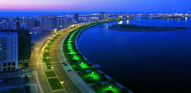 الإمارات – الشارقة: التنمية الاقتصادية تنظم دورة الجودة في خدمة العملاء